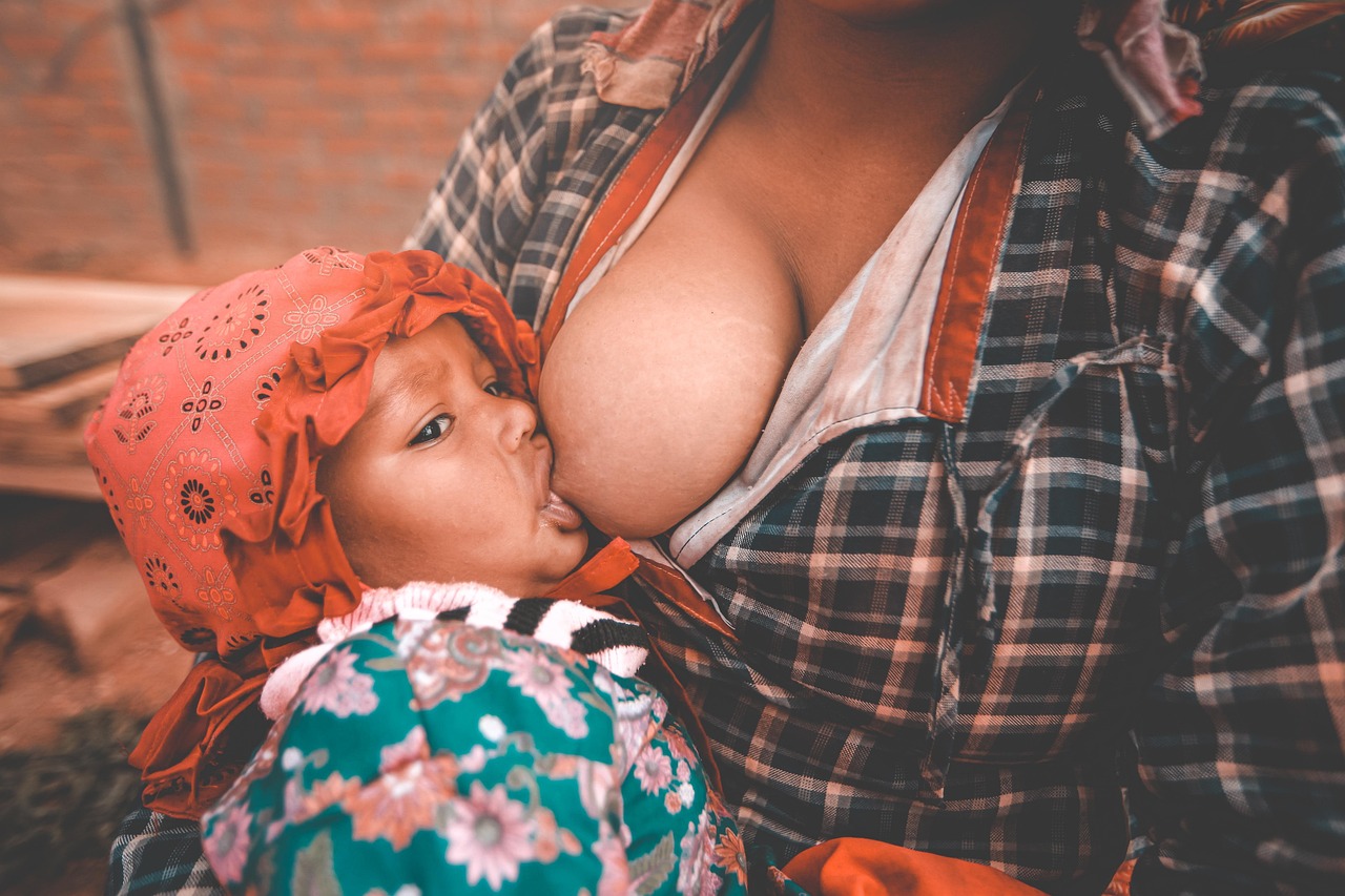 Wie lange sollte ich mein Baby stillen?
