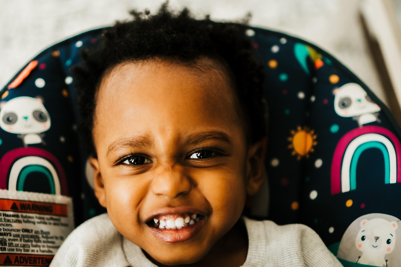 entdecken sie die gründe, warum babys weinen, und erfahren sie, wie sie ihr kleines beruhigen können. von hunger bis unbehagen, wir bieten wertvolle tipps und ratschläge für gestresste eltern.
